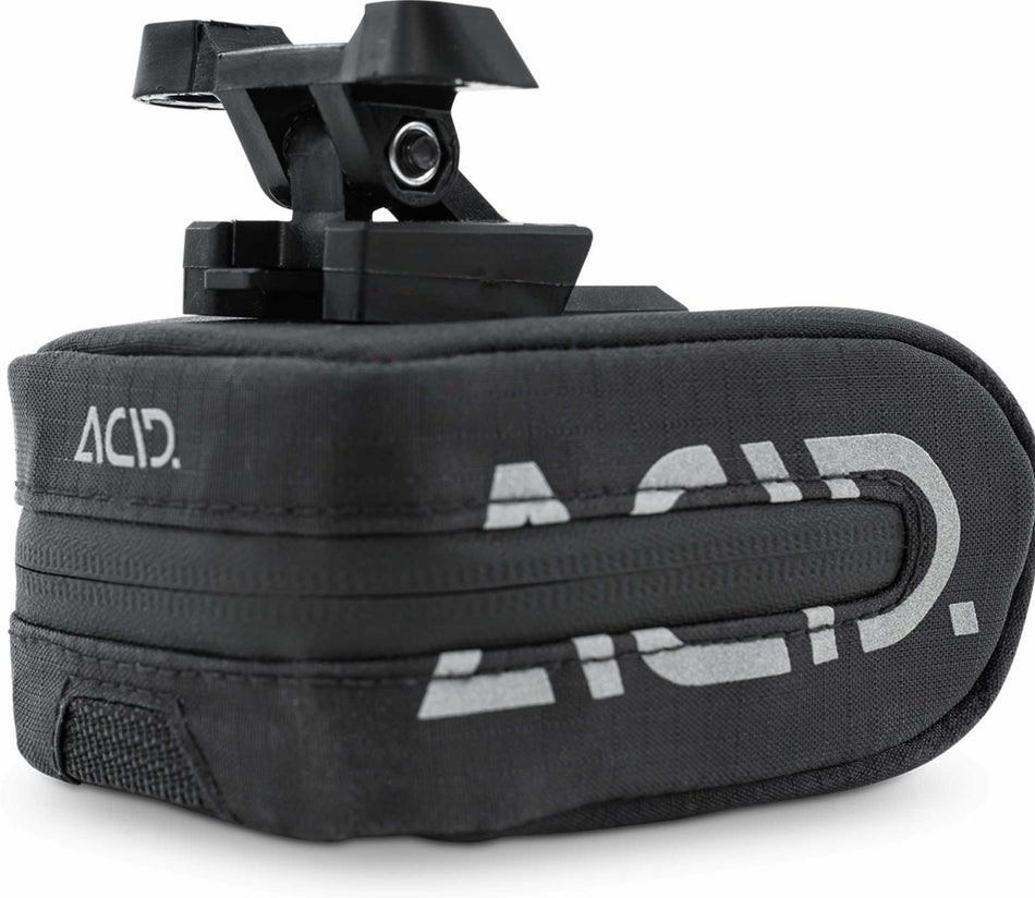 Acid Satteltasche Click XS black 0,3 L