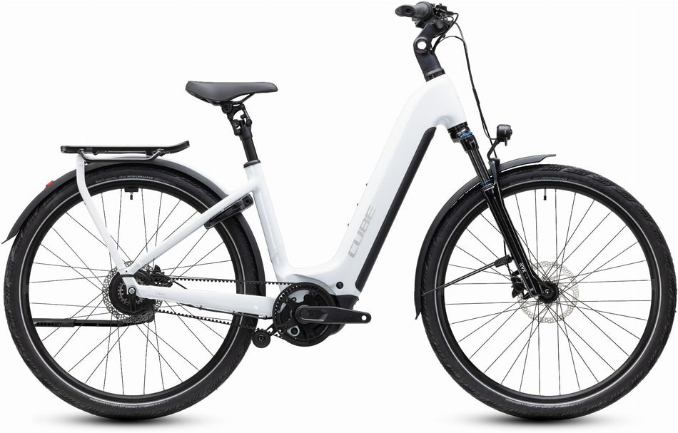 Cube Kathmandu Hybrid Deluxe Pro 800 Wh E-Trekkingbike Easy Entry 28" metallicwhite´n´chrome