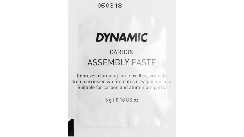 Dynamic Carbon Montagepaste