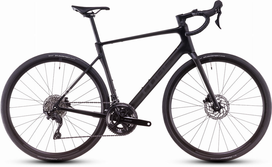 Cube Attain C:62 Race Rennrad Diamant 28" blackline